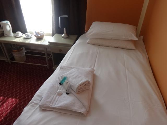 Royal Oak Hotel 霍克赫斯特 客房 照片